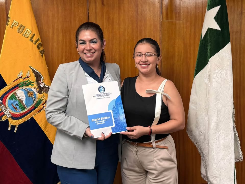 Alcaldía de Nobol firma convenio con AGTECH para becas y mejoras educativas