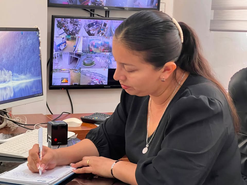 Alcaldesa de Nobol prioriza la atención directa al ciudadano para resolver necesidades locales