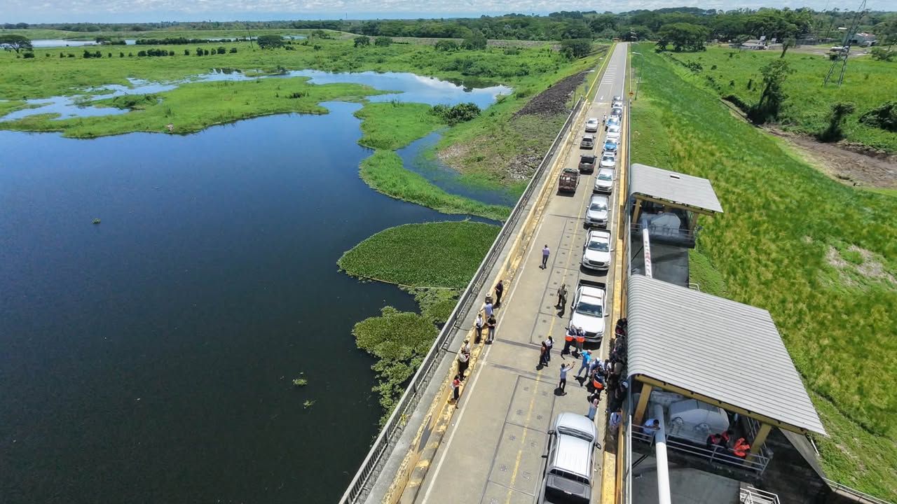 Nobol revisa operación del embalse Daule-Pereira ante El Niño