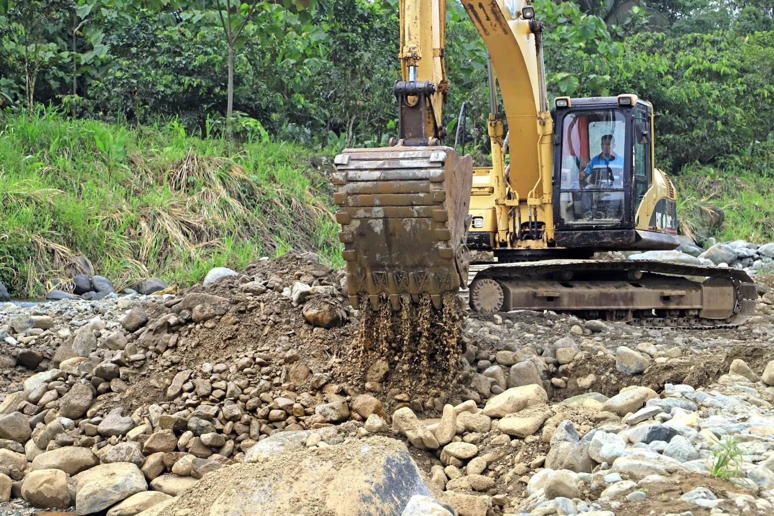 Plan de Contingencia El Niño: Prefectura del Guayas ejecuta 104 frentes en 21 cantones