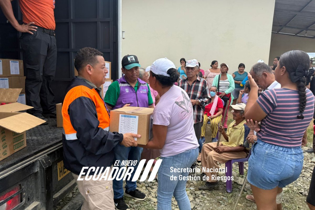 Gobierno entrega kits humanitarios en Petrillo para atención inmediata