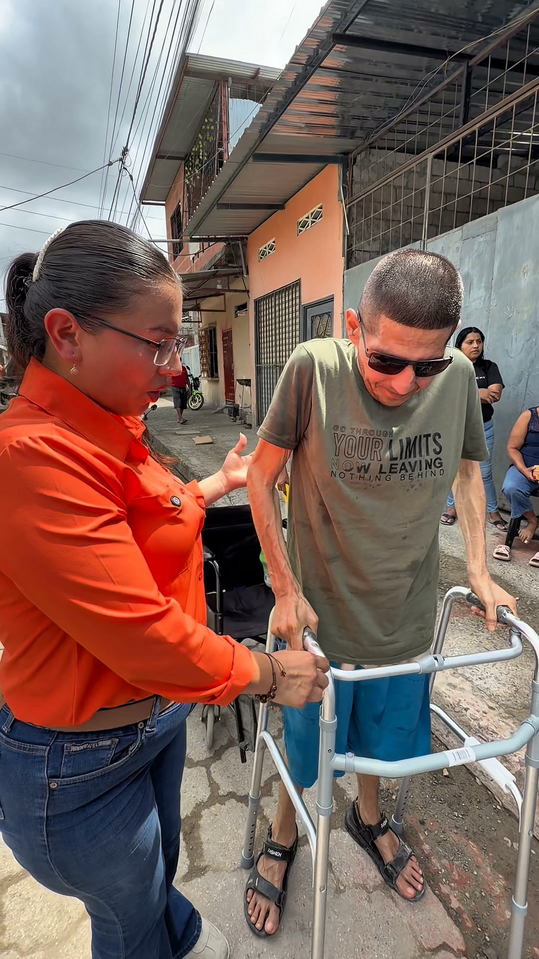 Alcaldía de Nobol lleva servicios gratuitos a Barrio Lindo en jornada ciudadana